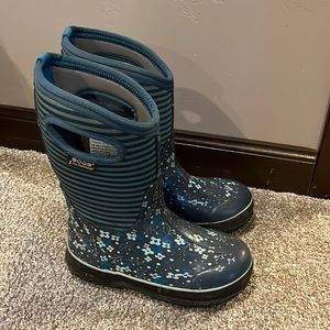 Girls. Bogs Boots classic -30F